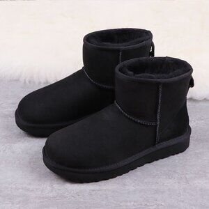 Ugg Classic Mini Fleece-Lined Warm Short-Shaped Snow Boots (Couples') Black